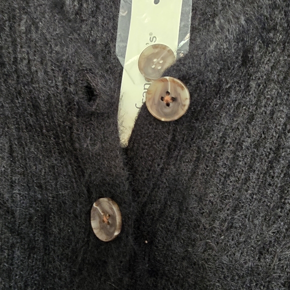 Jun & Ivy Black Eyelash Crop Button-Up Cardigan - Picture 6 of 10